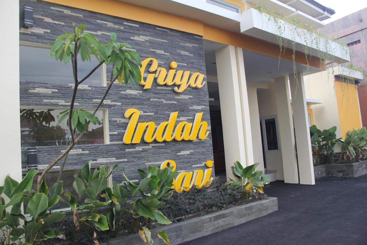 Griya Indah Sari Hotel Surakarta (Solo)