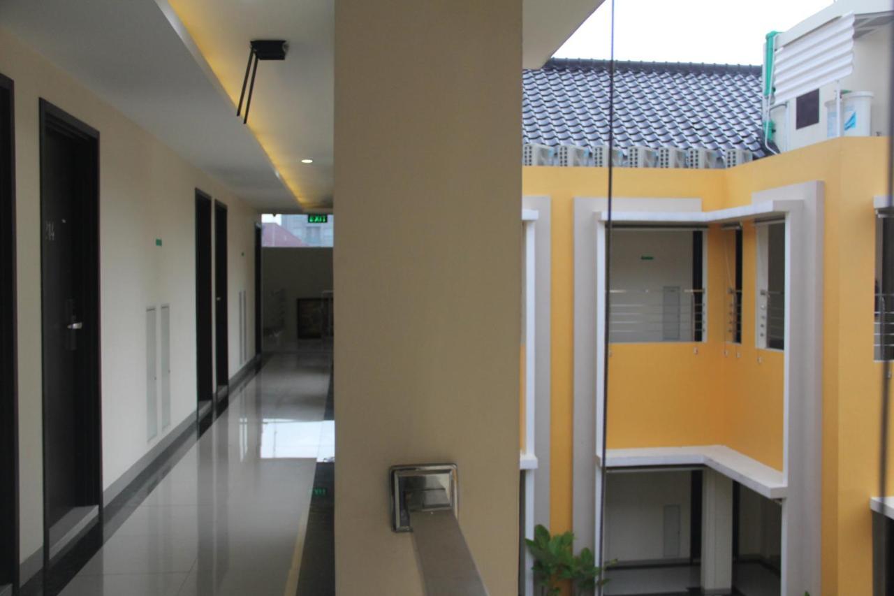 Griya Indah Sari Hotel 2*